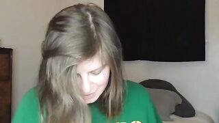 Fucking a sexy girl from Wisconsin in POV, she’s a total thot