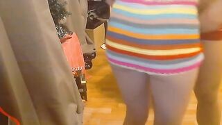 Schoolgirl seduces her boyfriend making love at home