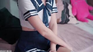 A kawaii schoolgirl got her pussy filled with cum and received a facial
