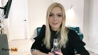 A beautiful neighbor came to visit and treated her to an intense oral experience
