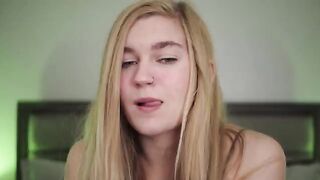 The hot girl next door, Jaybbgirl, wants you to jerk off for her