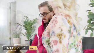 The sexy blonde MILF Morgan Taylor teaches her neighbor to kiss