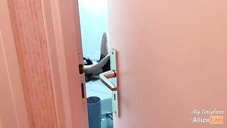 I’m watching my stepsister masturbating, I offered her my cock and she accepted!