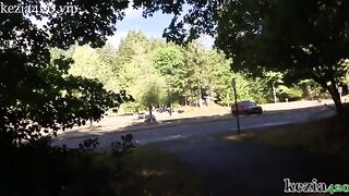 A sexy Kezia Slater teaches how to squirt on the city sidewalk in the park