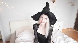Trick or Treat: I came inside the naughty witch on Halloween
