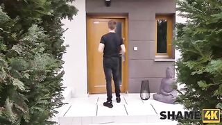 Accidental sex with a hot neighbor, shame4k style