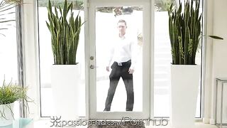 An agent will do anything to sell the house, even get intimate