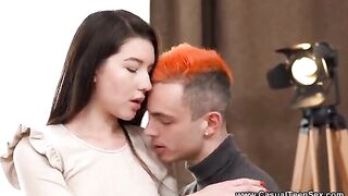 Day pickup resulted in hot sex with a young girl full of energy