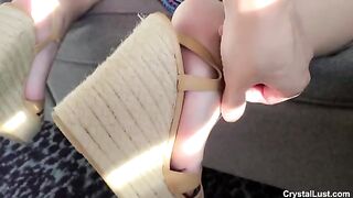 Thick Latina gets fucked by agent in a hotel room