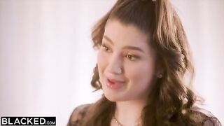 Alyx is a gorgeous girl who got a lot of attention from rich men