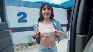 Bang Bus Comp Numero Dos with stunning babes and hard action