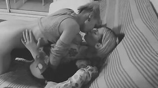 Meg Vicious y Blaze Rager comparten habitación en una experiencia caliente