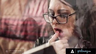Investigator Riley Reid rubs her pussy imagining missing girls
