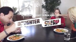 A man remembers his hot sex with a thief girl in the shoplyfter scene