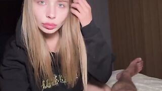 Ladies from IT also like to engage in oral play, as seen with Californiababe