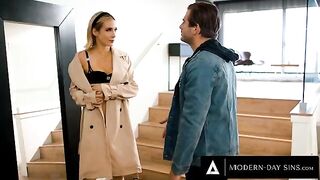 Aiden Ashley gets her cunt destroyed by a furious boyfriend in HD