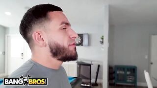 Peter Green got obsessed with Harley King’s big ass, as he should