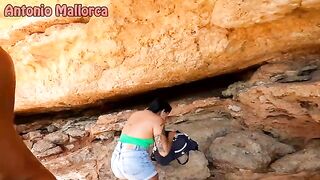 An Argentine slut is caught and fucked on the public street