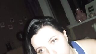 A cute brunette chick met me on Tinder and sucked my dick in the hotel room