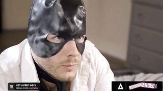 The goth babe Joanna Angel gets her pussy eaten and fucked before cumming