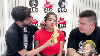 The interview with Elo Podcast ended in a blowjob and cumshot