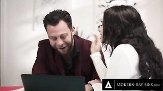 A man cheats on his wife with a client, Violet Starr