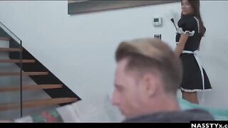 A Spanish maid seduces her master’s husband while his wife is out