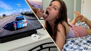 Girl plays Xbox and got a deep slobbery blowjob
