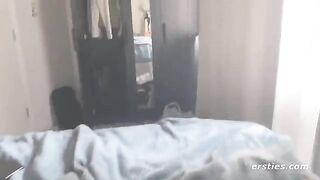 A day in the life of Jin, exploring sensual pleasures in the bathtub
