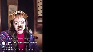 I gave my girlfriend a creampie during an Instagram live stream