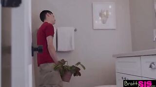 Who could have thought stepbrother sex might be so hot - Samantha Lexi