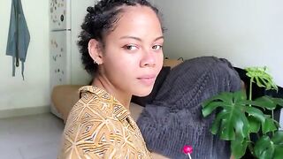 I’m begging for a normal dick to fill my mouth with cum
