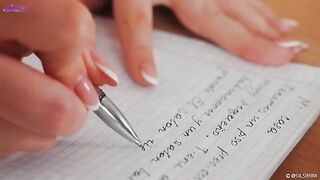 Squirt on Spanish lesson with a hot solo girl who loves to play