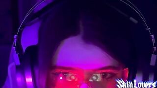 A young gamer girl gets fucked hard in a steamy homemade scene
