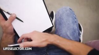 Sporty latina girl Veronica Leal gets banged at casting