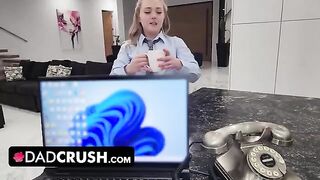 Thick blonde stepdaughter Eva Nyx gets her juicy teen pussy creampied