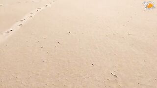 Outdoor sex of a blonde Latina couple in the streets of Valencia