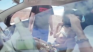 Babe gave a stranger a blowjob in the street