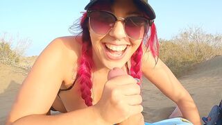 A foreign girl exposure in Gran Canaria, a docudrama