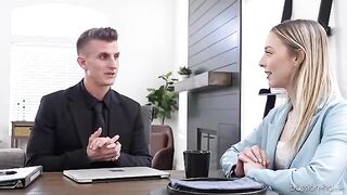 Skinny babe needs to fuck to get the job done