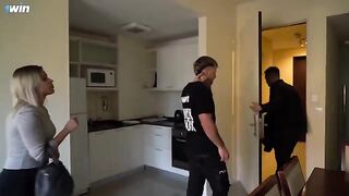 She came to taste the house, not for lunch - the hottest knock-knock ever