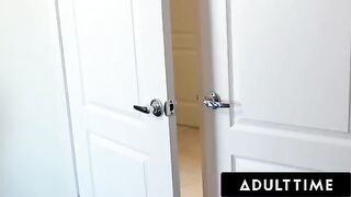The hot MILF Alexis Fawx spies on her new teen neighbor Carter Cruise
