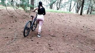 A bike ride ended in hard sex with a new friend in the forest