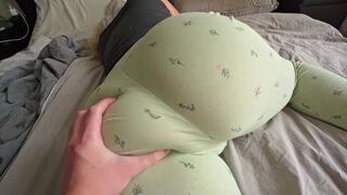 A sensual fuck with a thick ass girl when her panties are on the side
