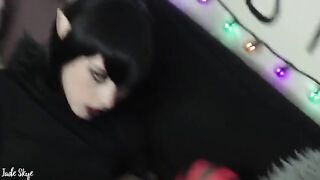 Mavis Dracula's first blowjob experience with a hot vampire guy, full of passion