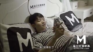 Young Chinese girl gets fucked on campus by stranger