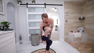 Guy hides in the bath tub to surprise his hot step sister