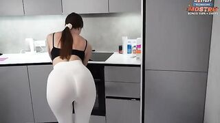 A cleaning lady polished the cock of a dirty rich guy