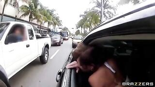 The guy has fun with two girlfriends in the car