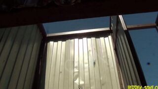 A girl was secretly shot in a beach cabin, it's erporn